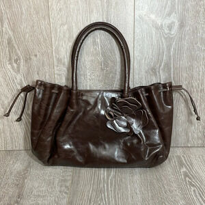 iLi New York Brown Leather Handbag Purse Flower Accent
